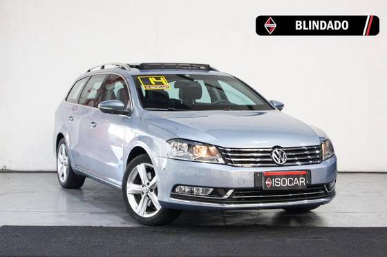VOLKSWAGEN PASSAT VARIANT 2.0 TSI 16V 211CV GASOLINA 4P AUTOMÁTICO VOLKSWAGEN PASSAT VARIANT 2.0 TSI 16V 211CV GASOLINA 4P AUTOMÁTICO
